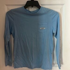 Vineyard vines long sleeve shirt size medium in light blue